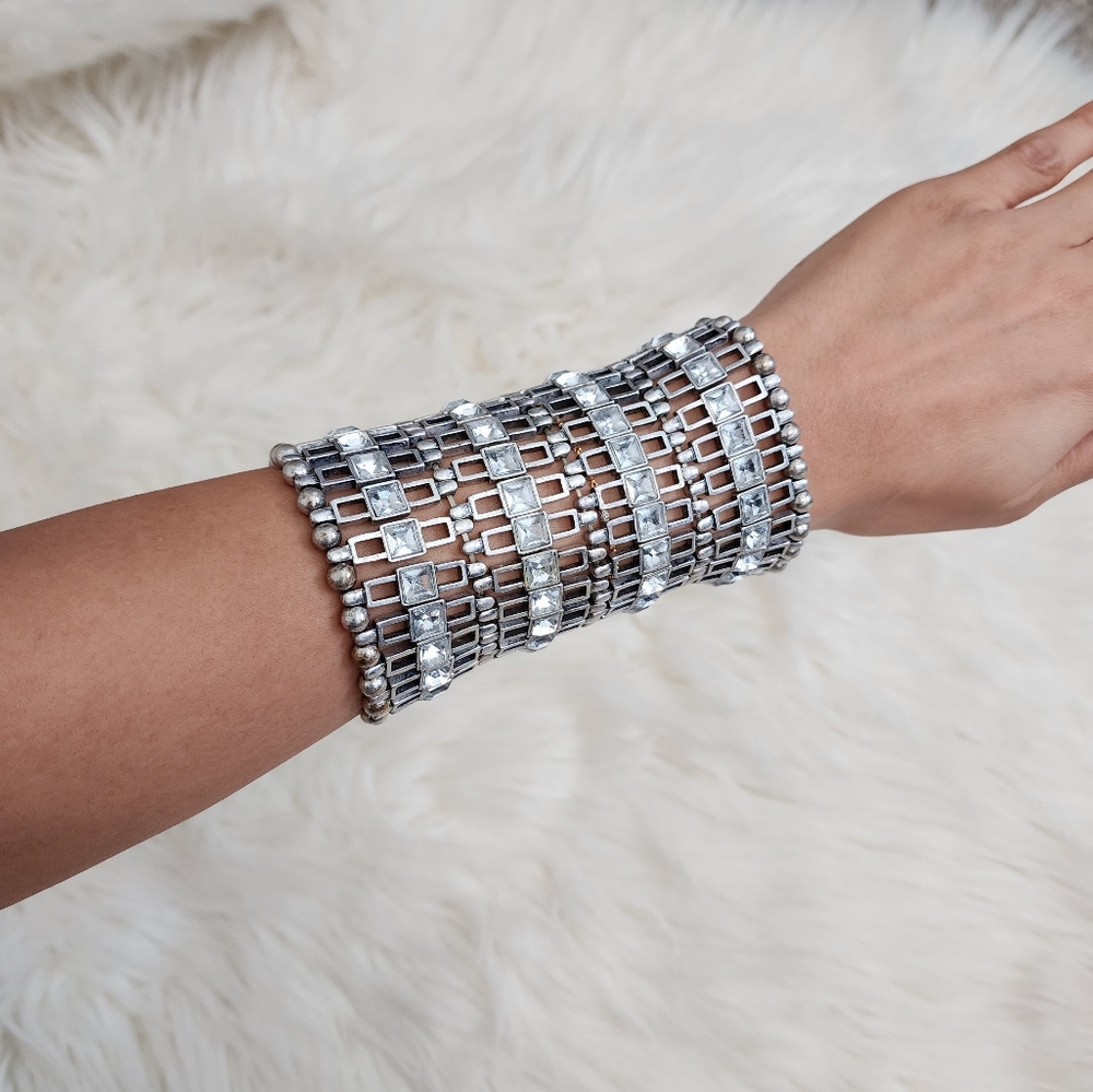 Crystal Long Bracelet!